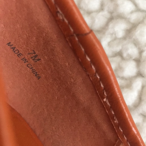 Ladies Sz 7 peep-toe wedges, orange/multi EUC - Picture 5 of 6