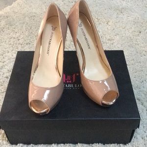 💋 Nude x Rose Gold Peep Toe Heel Pumps 💋