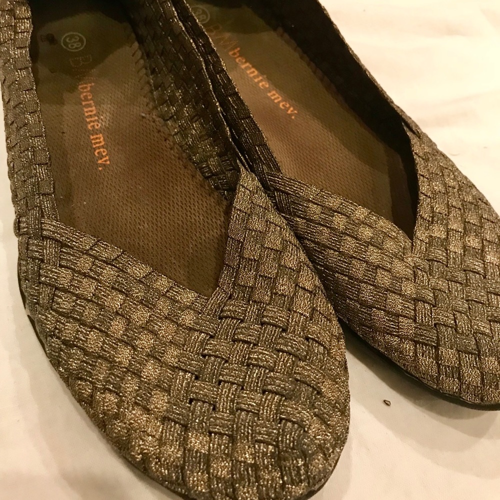 bernie mev. Women’s Catwalk