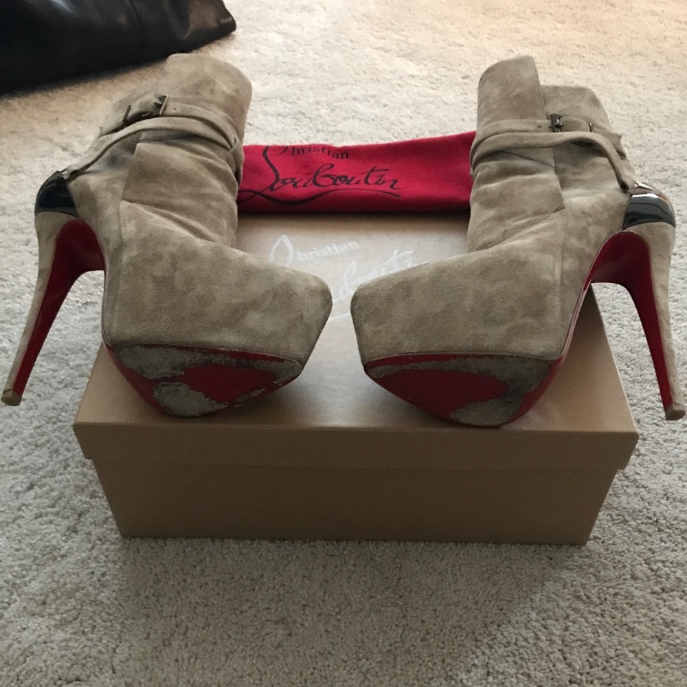 💯Authentic Christian Louboutin Suede Boots. 37.5 - Picture 3 of 8