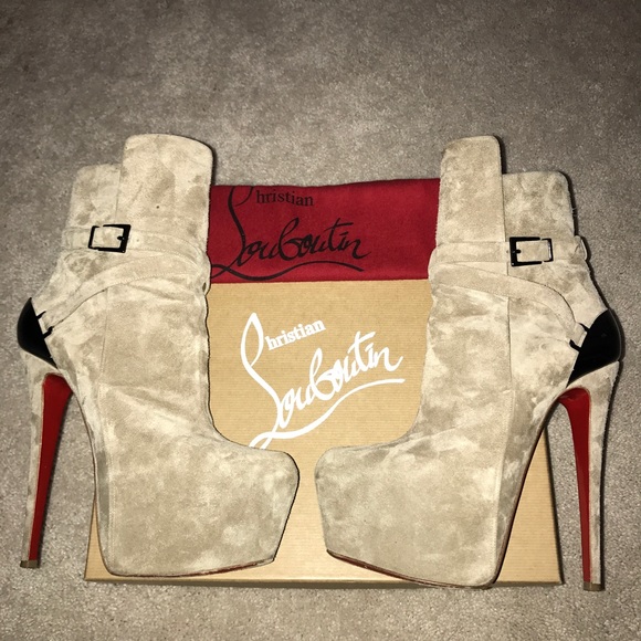 💯Authentic Christian Louboutin Suede Boots. 37.5 - Picture 2 of 8