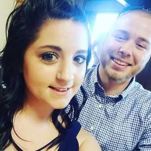 Meet your Posher, Casandra