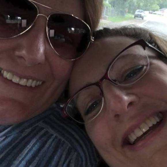 Meet your Posher, Cheryl - Picture 1 of 1