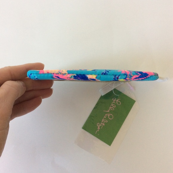 Lilly Pulitzer Key ID Case - Picture 5 of 6