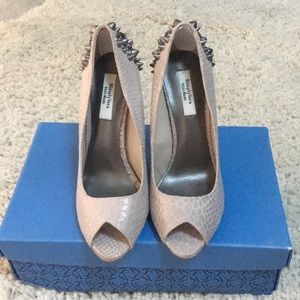Simply Vera Wang Suede Peep Toe Spike Heels