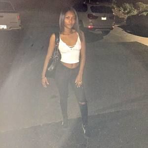 Meet your Posher, Tanisha