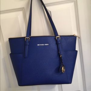 Michael Kors Top-Zip Saffiano Leather Tote