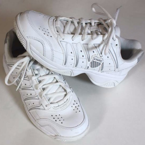 K-Swiss Shoes - K-Swiss Women's White  Sneakers Size 6