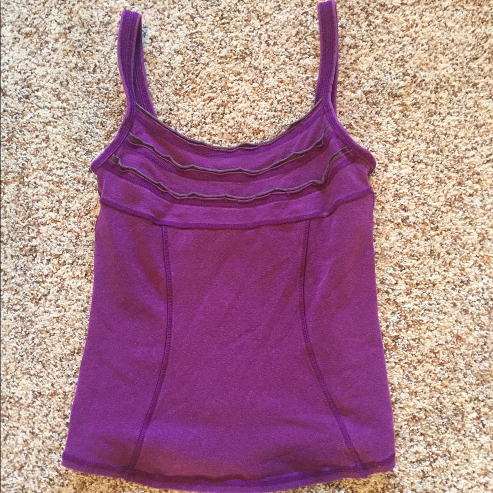 Ruffled prAna top with shelf-bra. Great condition!