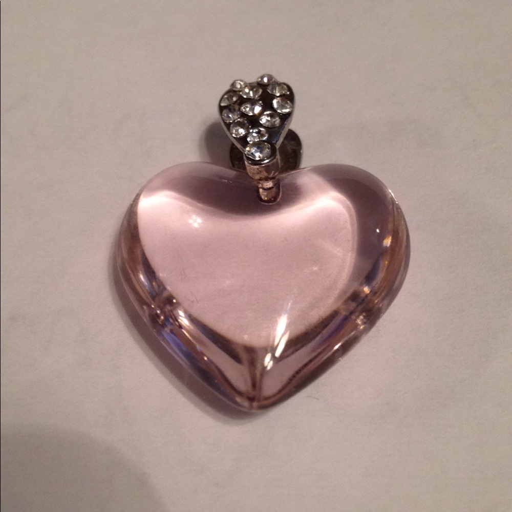 Gorgeous pendant.Exquisite & unusual