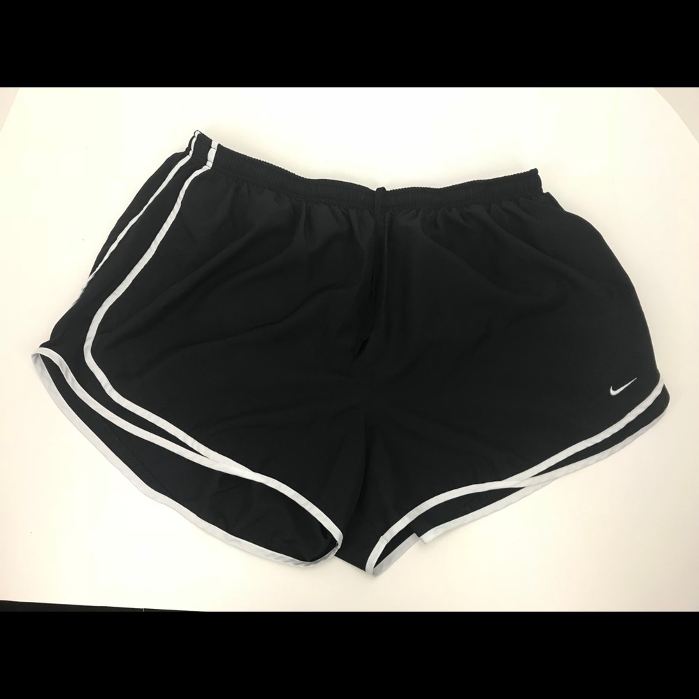 Women’s Nike Tempo Dry Fit Running Shorts