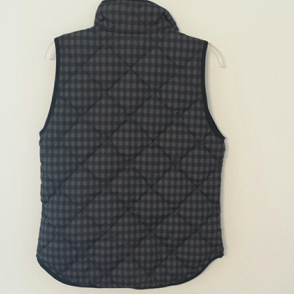 J.Crew Gingham Black Plaid Quilted Excursion Vest - Picture 5 of 5