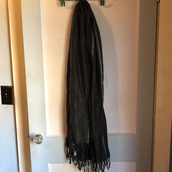 Pashmire Scarf - Picture 1 of 2