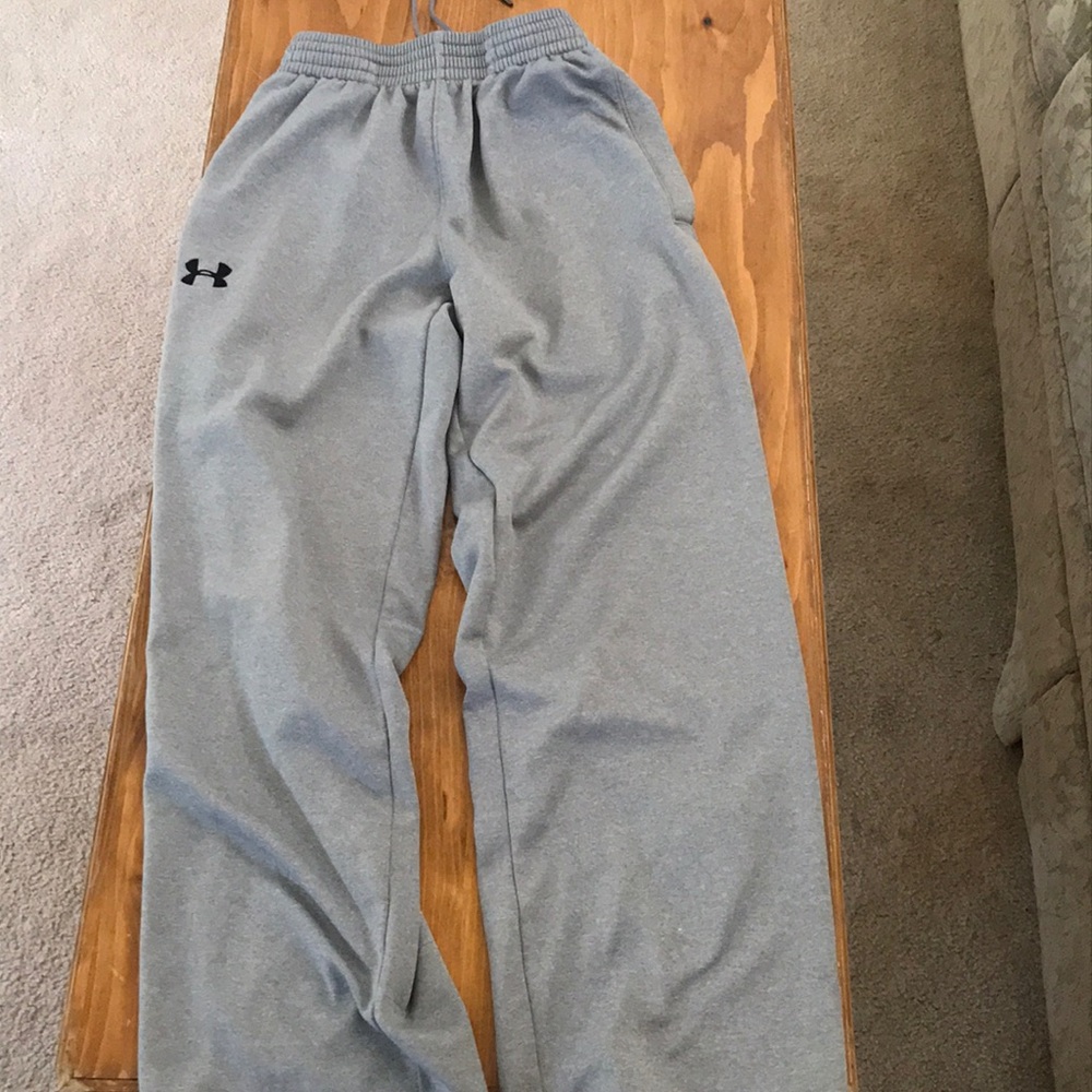 Under Armor Sweatpants Small