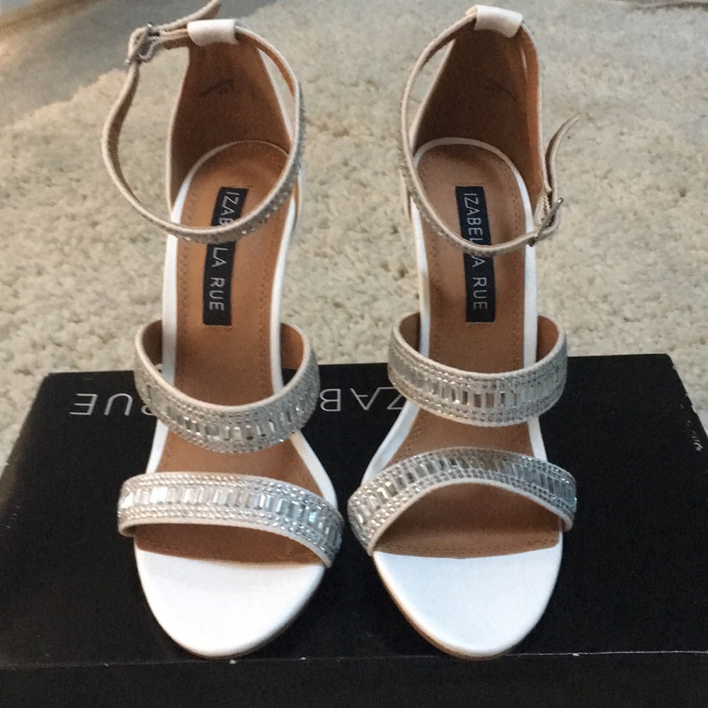 🙌🏾 Jeweled Gwenyth Heeled Sandals🙌🏾