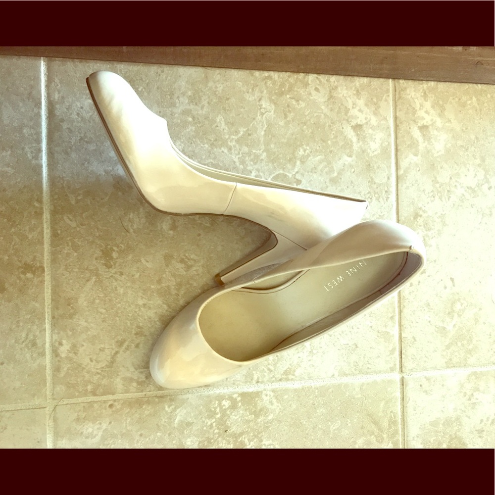 Nude heels size 8