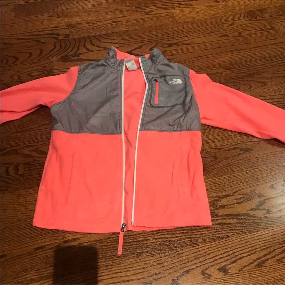 North Face Swearer Kids XL but firs Adults  S/M