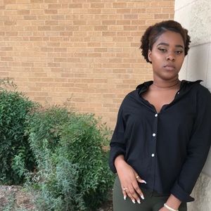 Meet your Posher, Esther