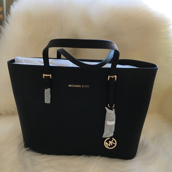 New! Michael Kors tote - Picture 5 of 5