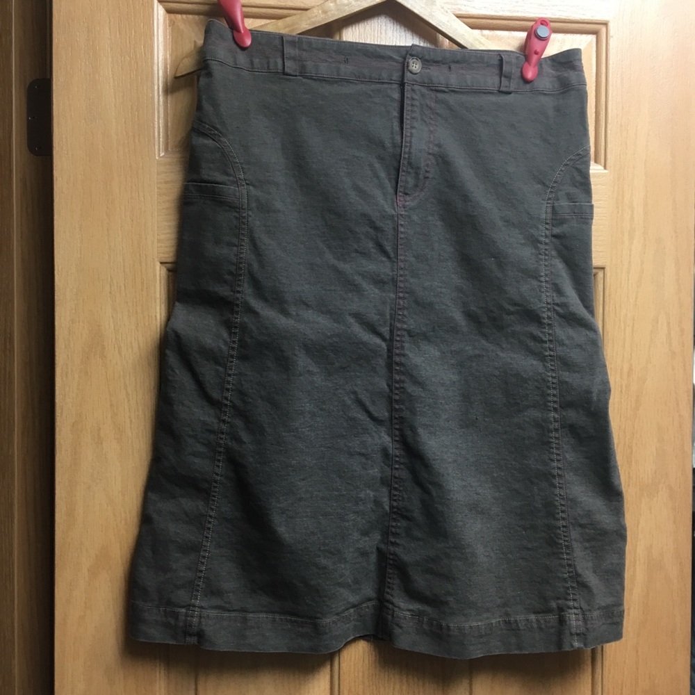 Title Nine brown Skirt size 8
