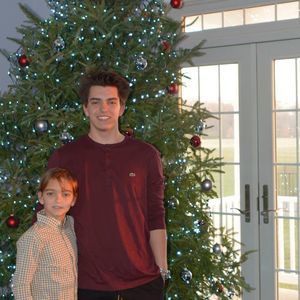 Meet your Posher, Hunter