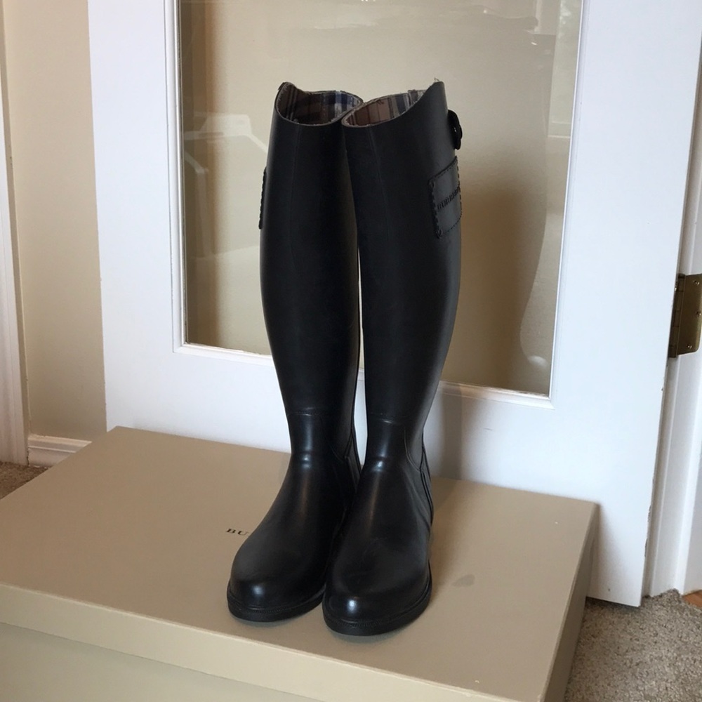 Authentic Burberry Riding Rain Boots Size 36