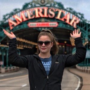 Meet your Posher, Grace