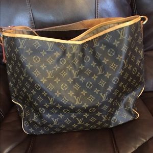 Authentic delightful GM Louis Vuitton