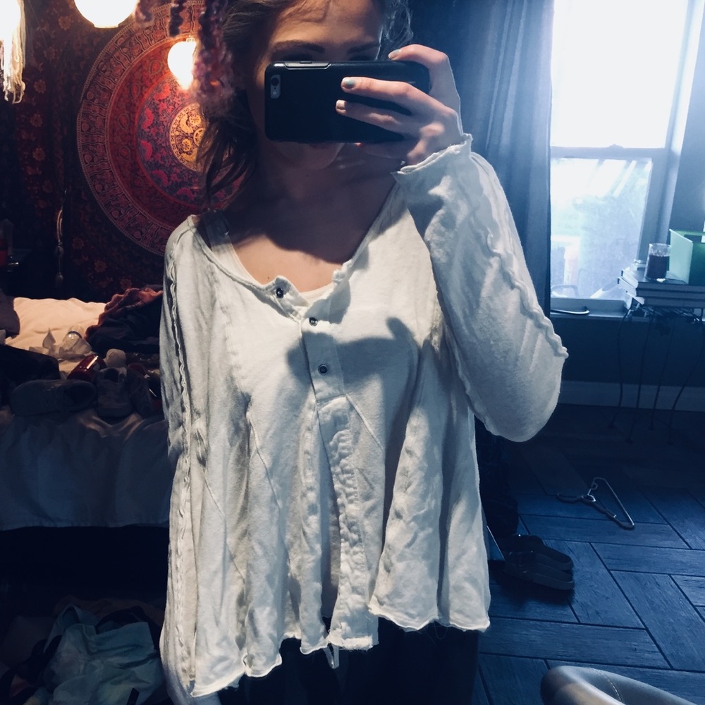 ❧SOLDfree people distressed long sleeve top