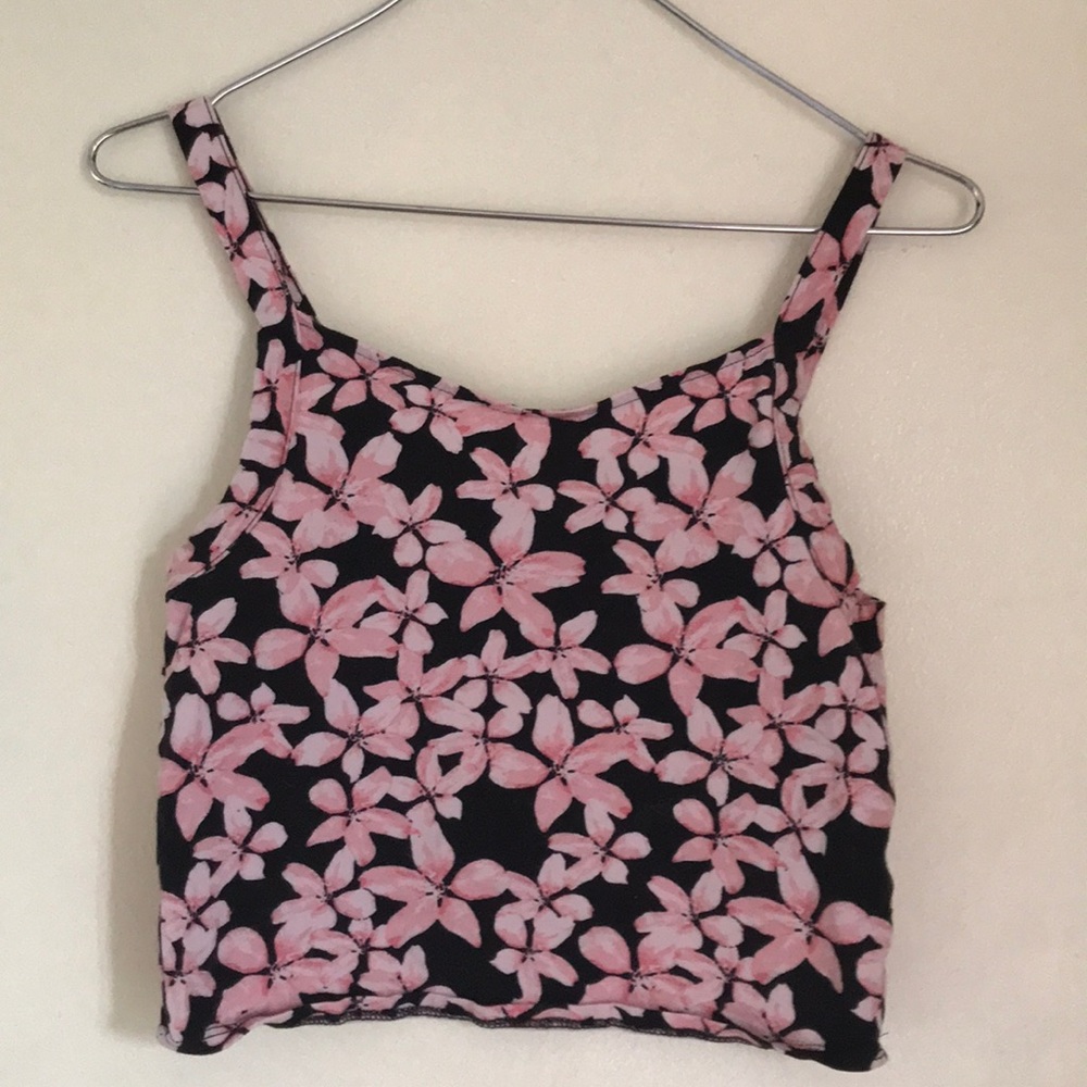 Crop Top size small