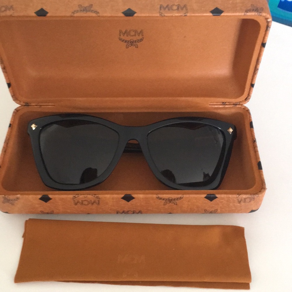 Authentic MCM611 S Sunglasses