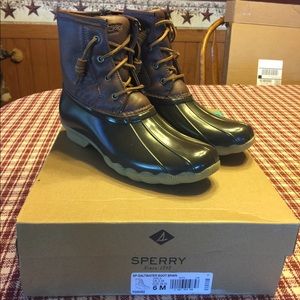 Sperry Saltwater Duck Boots Y6 W7.5