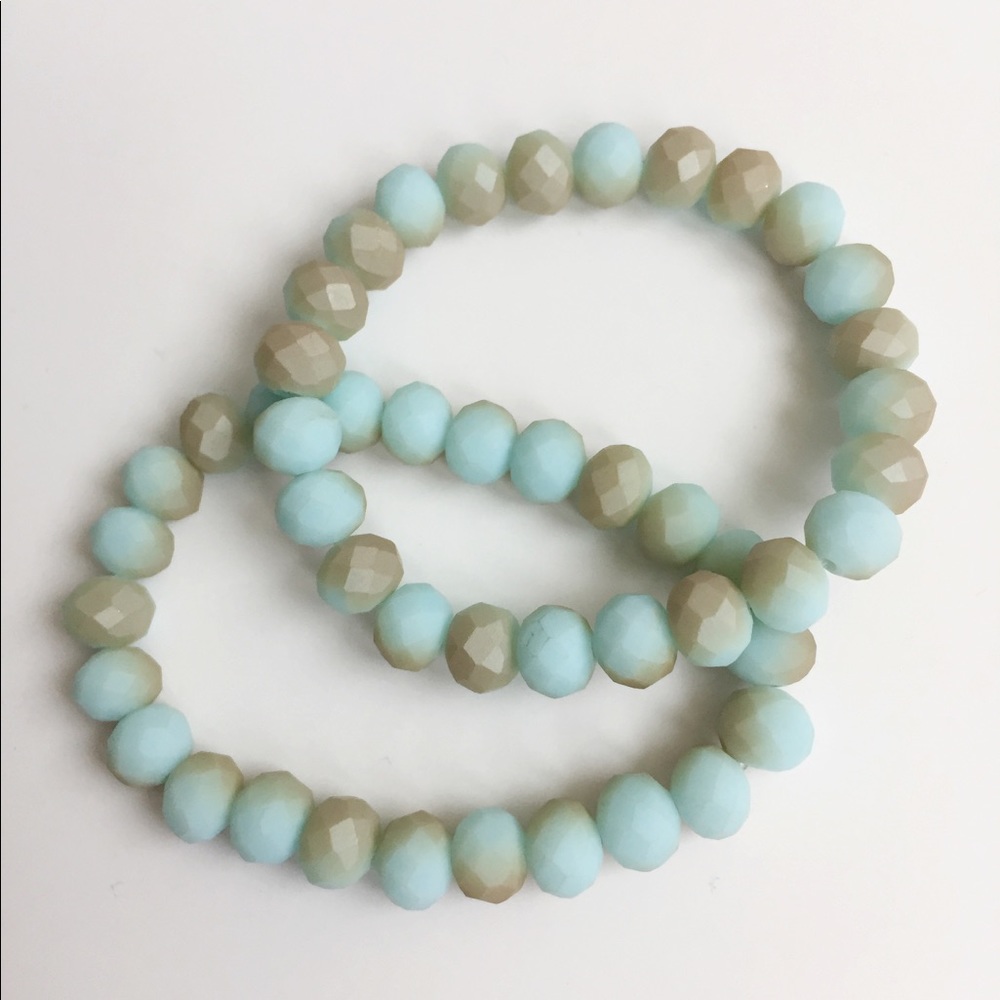 PALE MINT polished ombré bead stretch bracelet