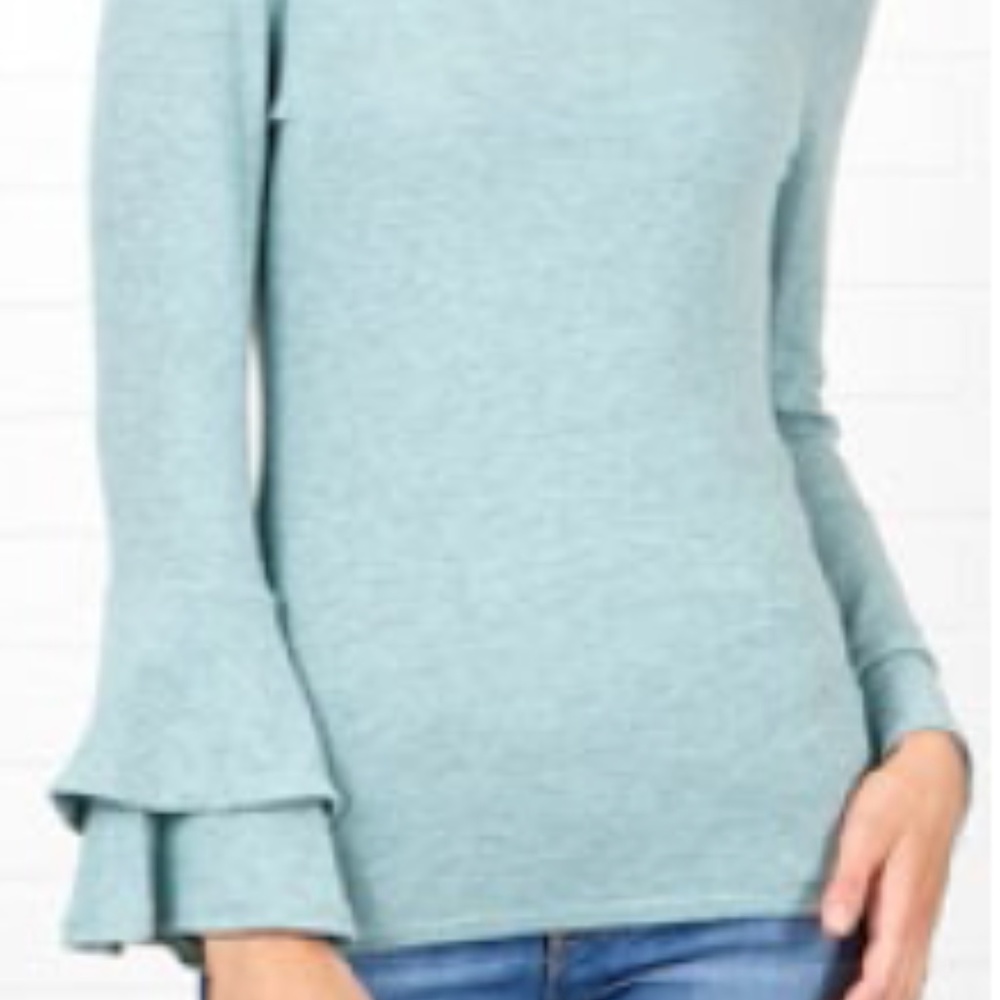 NWT SOFT BELL SLEEVE SWEATER IN MINT - Picture 3 of 4