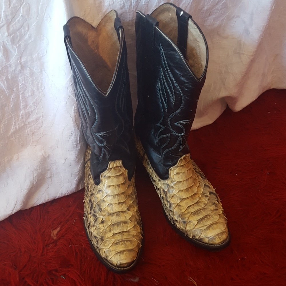 Exotic leather cowboy boots 10 and a half womens