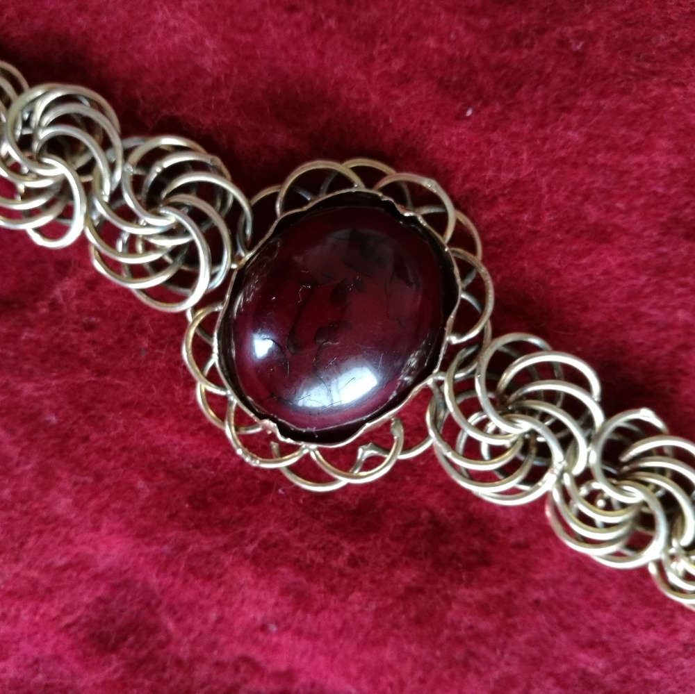 One of A Kind Vintage Wire Loop Chain Bracelet