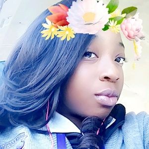 Meet your Posher, Gabrielle