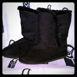 VEUC Winter Furry Boots Sz 10 *WORN 1X*