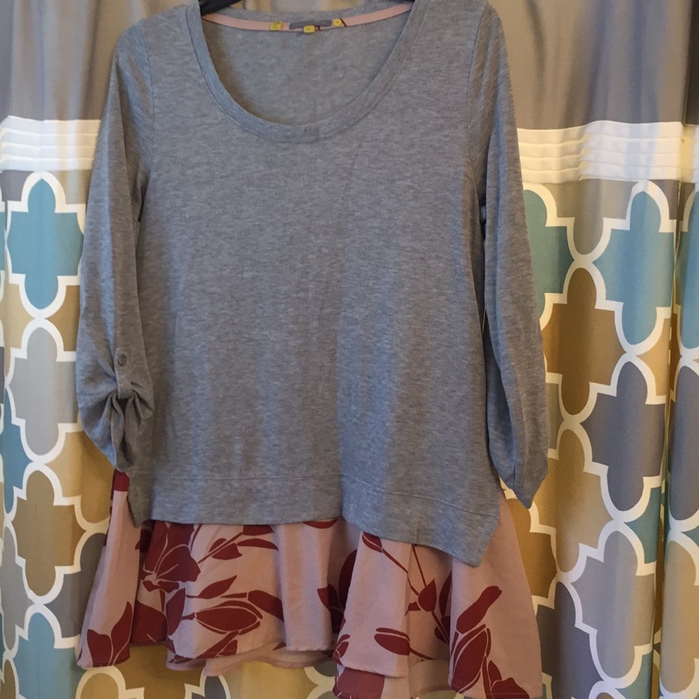 DONATED Trendy lightweight top