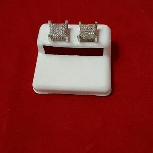 10K White Gold 1CT Cube earrings