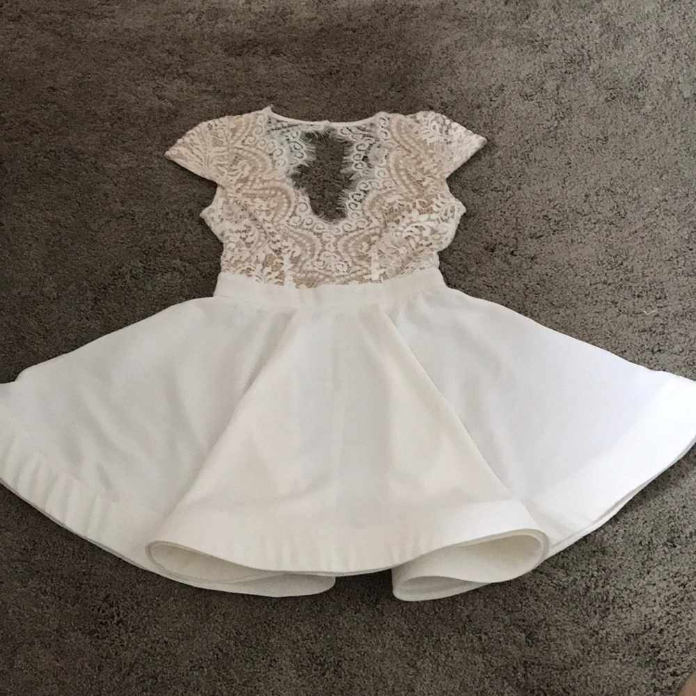 Women’s Small Ivory Cocktail dress