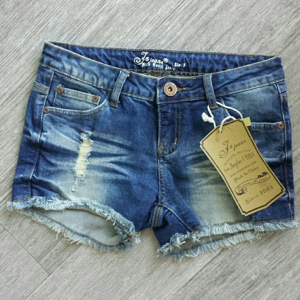 Nwt Nina Ressi Frayed Jean Shorts