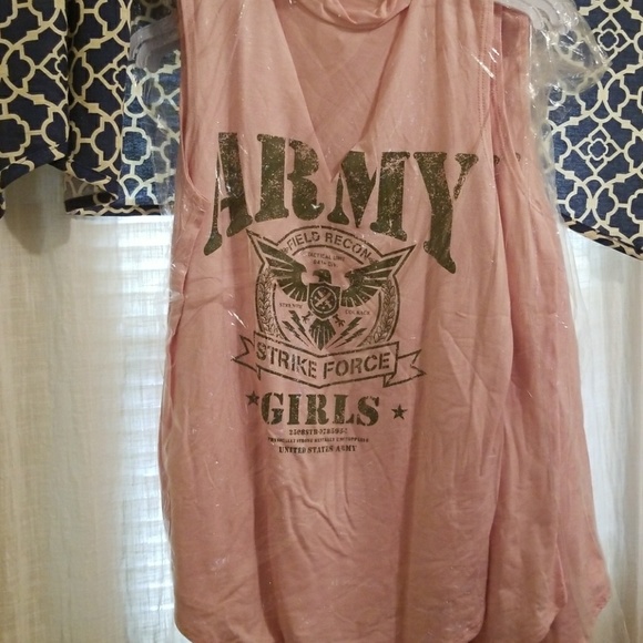 ARMY PEEK A BOO TANK - Picture 3 of 3