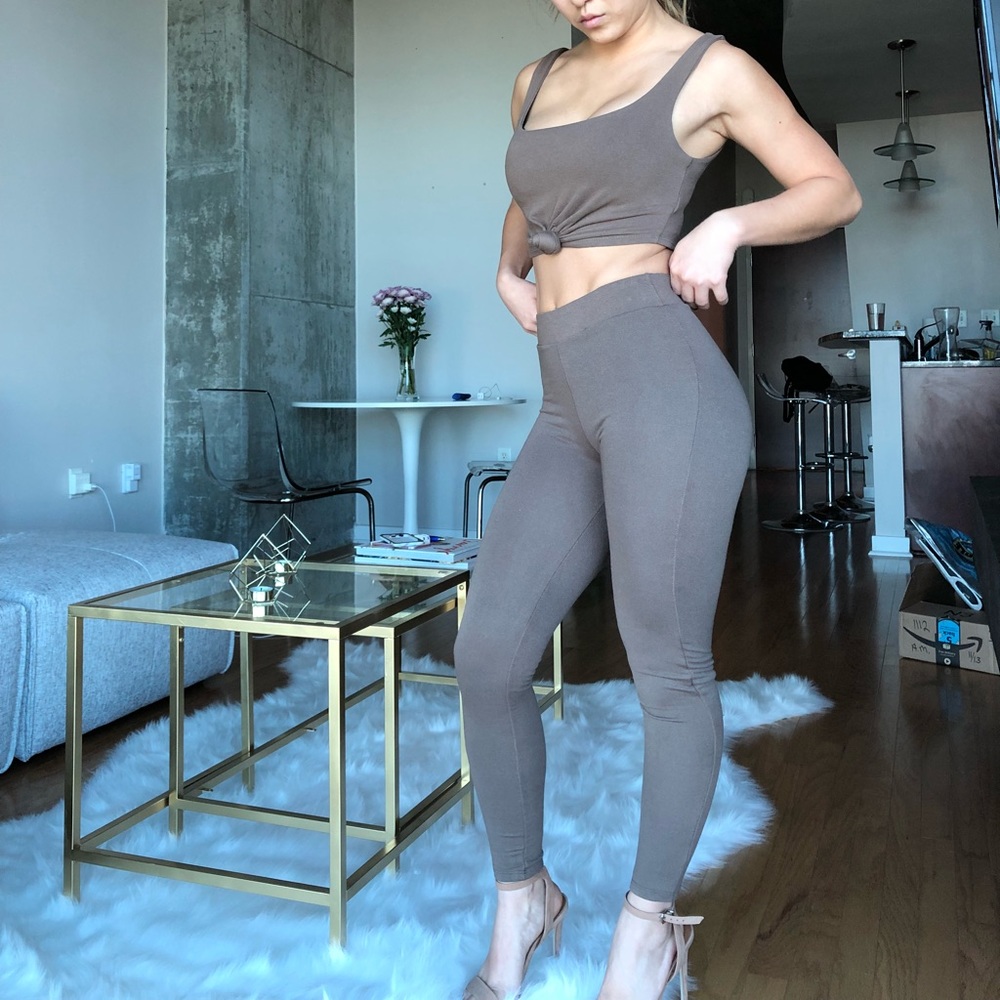Cute two piece tank and leggings set in mocha