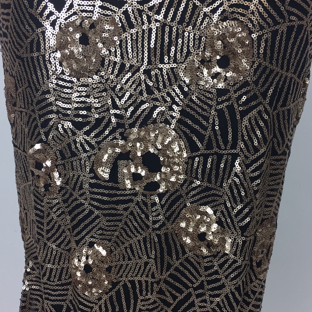 Ark & Co - Sequined Skull Pattern Gown - Picture 3 of 4