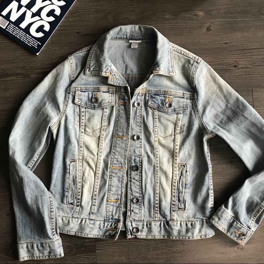 Cute Merona Jean Jacket!💕