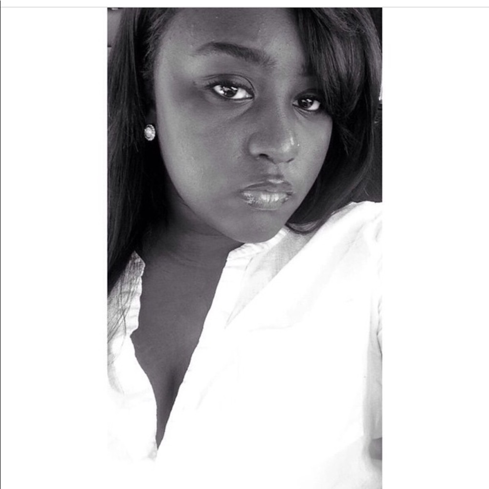Meet your Posher, Toni