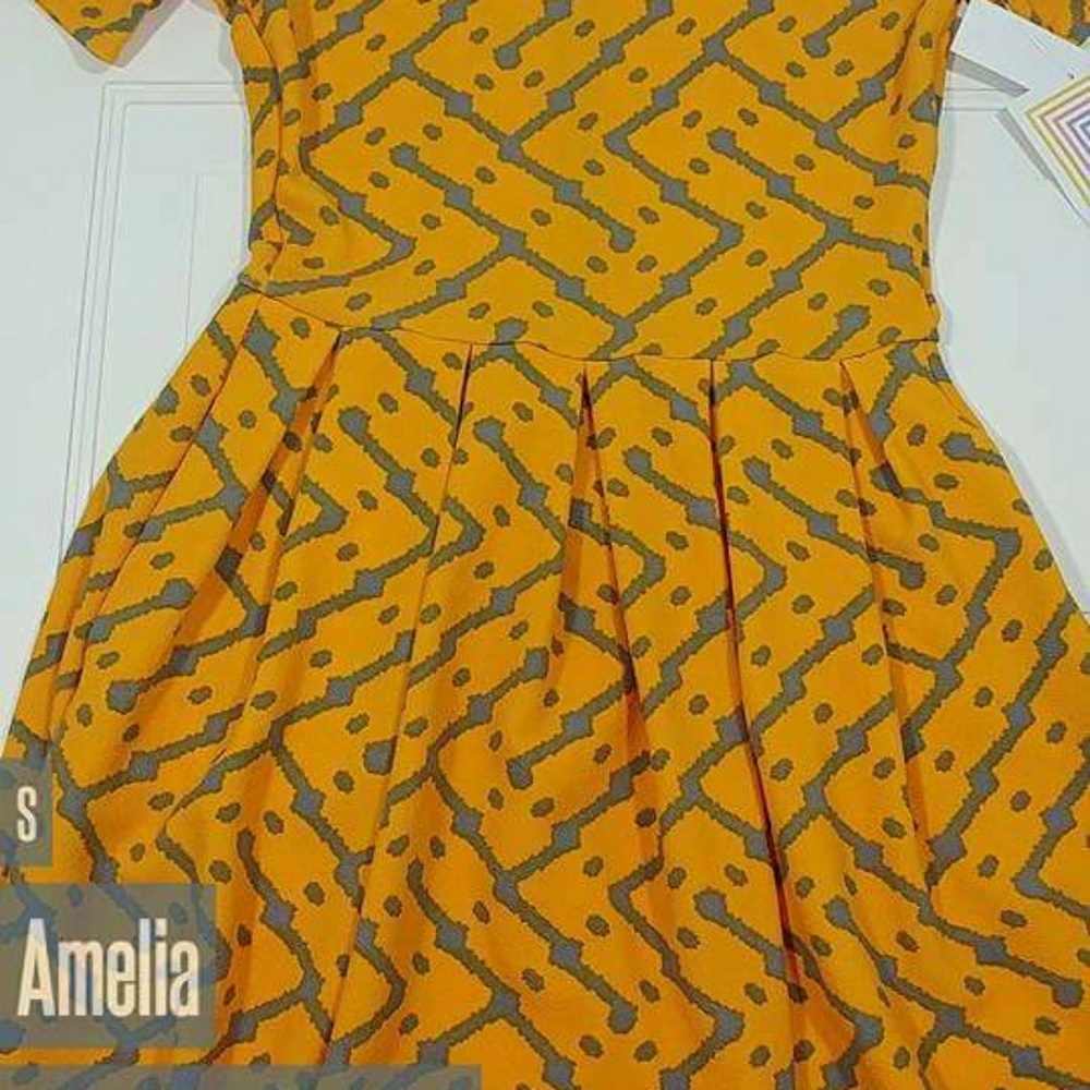Amelia dresses - Picture 7 of 8