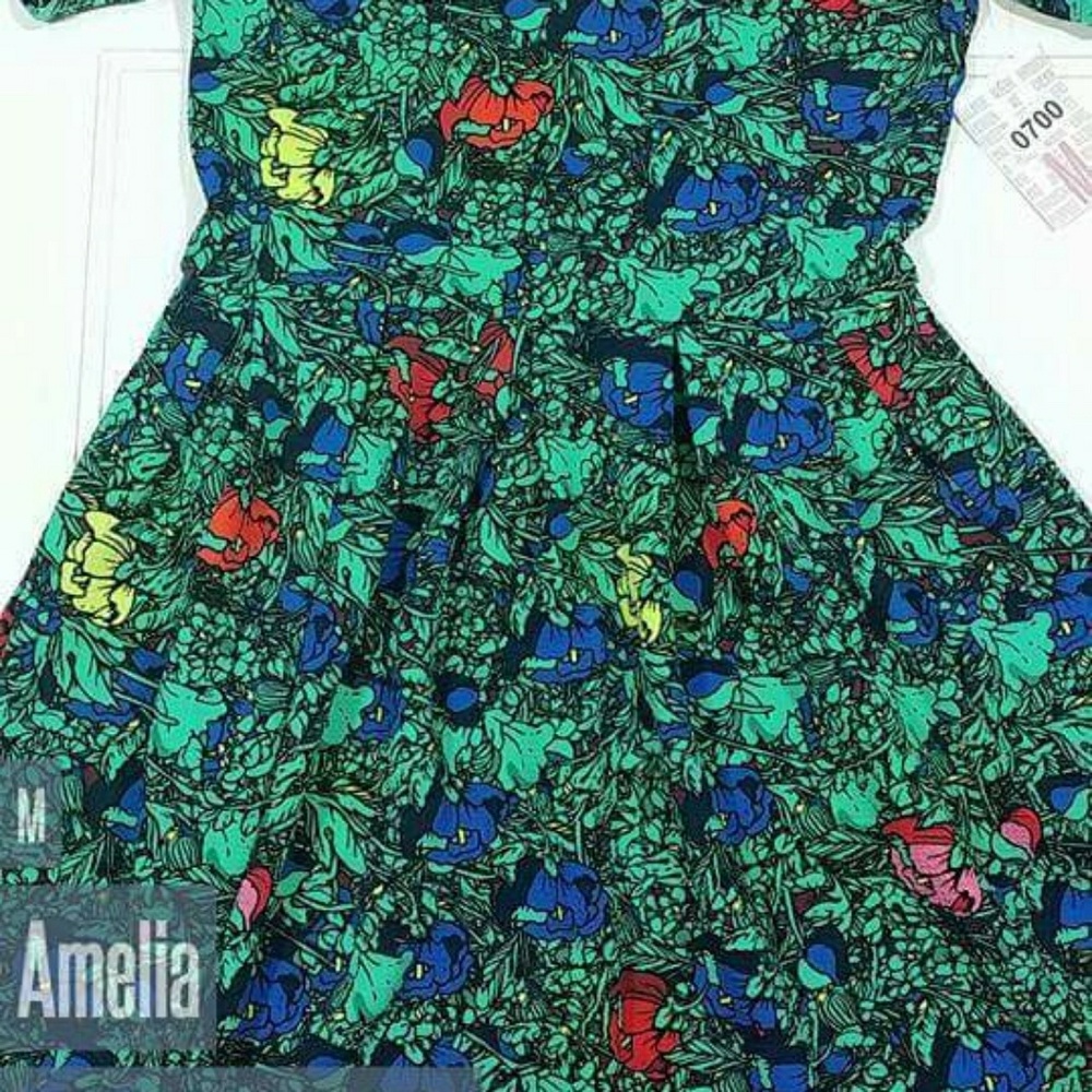 Amelia dresses - Picture 8 of 8