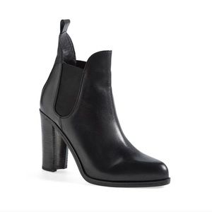 * * Rag and Bone Black Chelsea Booties * *